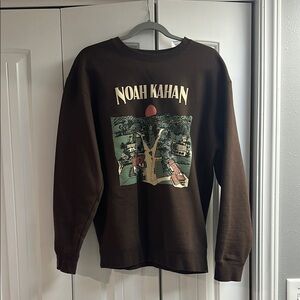 Noah Kahan Crewneck